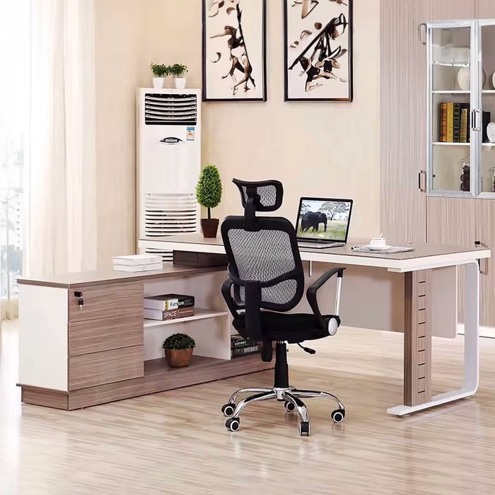 Arcadia 紧凑型高端桦木米色和白色 L 形家用和公司办公桌，带抽屉和橱柜存储、隐私斜面和电线管理