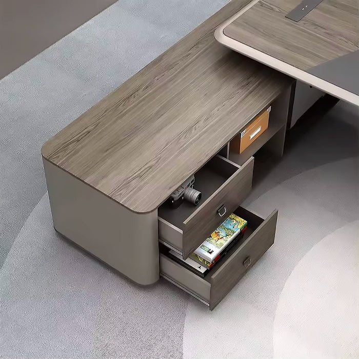 Arcadia 大型一体式橡木棕色 L 形行政家庭办公桌，带抽屉和储物空间、电缆管理和桌面充电端口