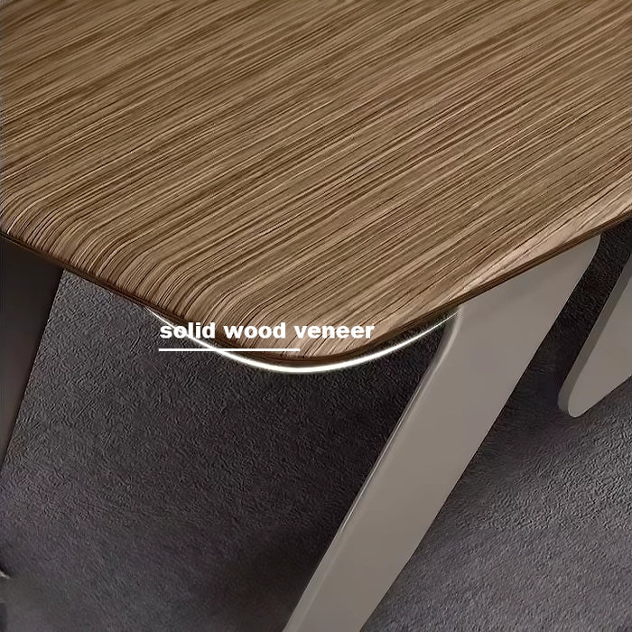 [定制尺寸] Arcadia 一体式 Oakwood 棕色 L 形行政家庭办公桌，带抽屉和储物空间、电缆管理以及桌面上的无线充电 + 充电端口